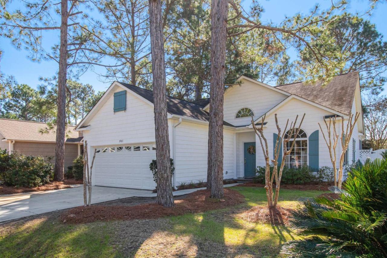 The Cottage At Arbor Creek Southport Exterior photo