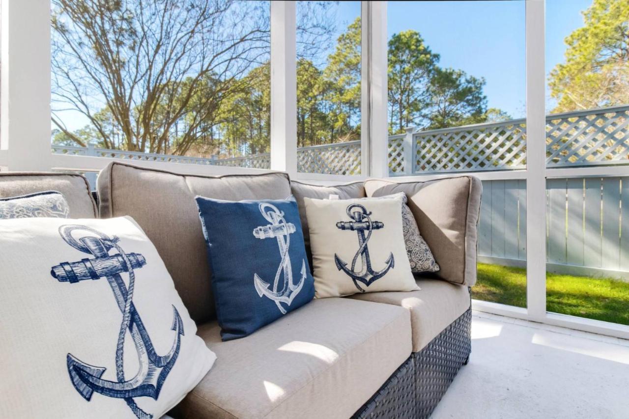 The Cottage At Arbor Creek Southport Exterior photo